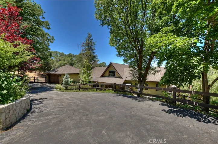 1610 Lupin Road, Lake Arrowhead, California 92352