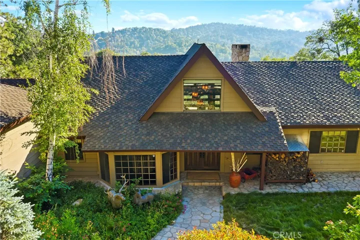 1610 Lupin Road, Lake Arrowhead, California 92352