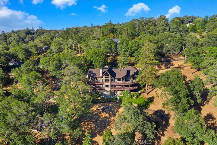 1610 Lupin Road, Lake Arrowhead, California 92352