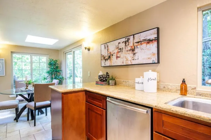 19046 Overlook Road, Los Gatos, California 95030