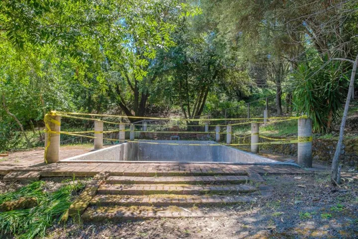 19046 Overlook Road, Los Gatos, California 95030