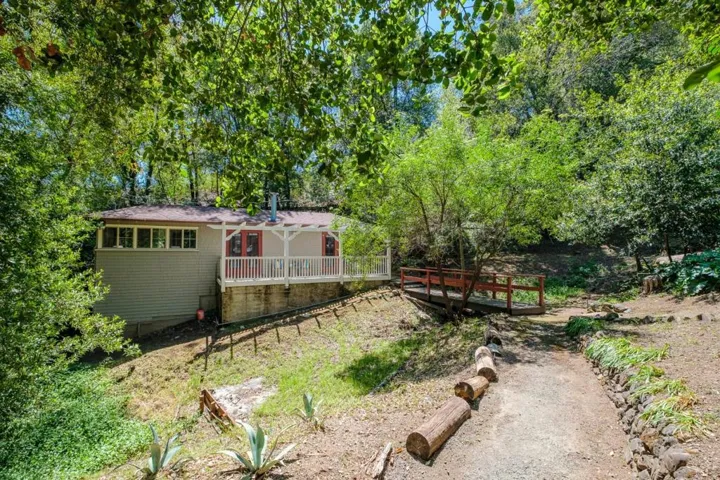 19046 Overlook Road, Los Gatos, California 95030