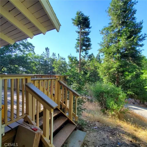 719 Ashlar Drive, Crestline, California 92325
