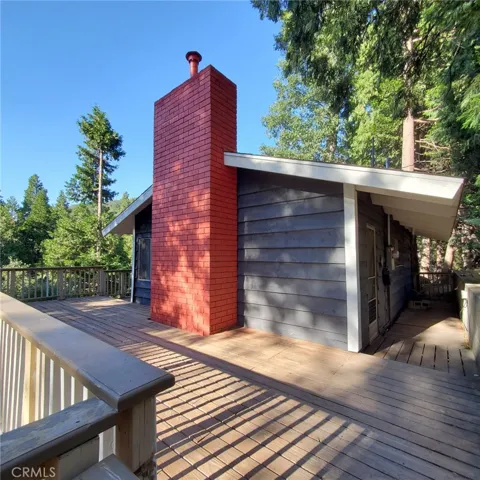 719 Ashlar Drive, Crestline, California 92325