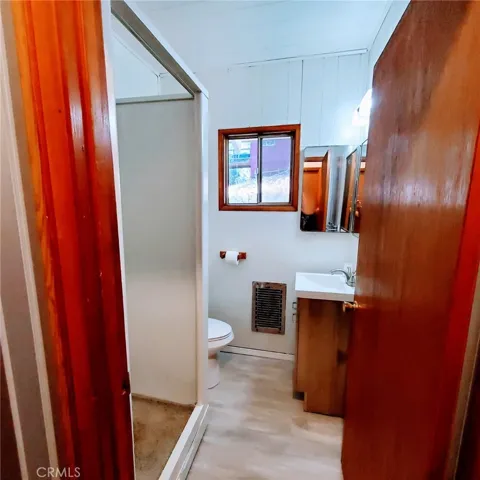 719 Ashlar Drive, Crestline, California 92325