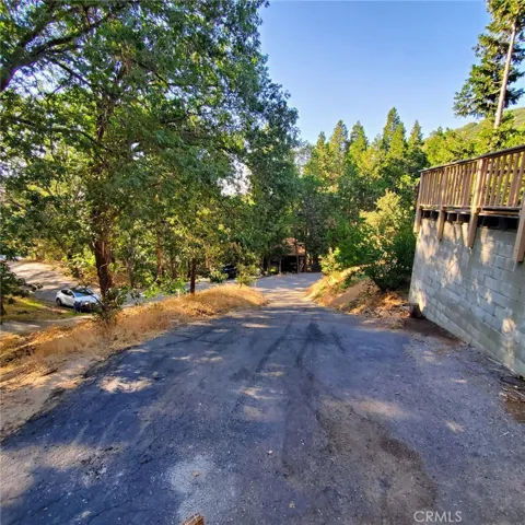 719 Ashlar Drive, Crestline, California 92325