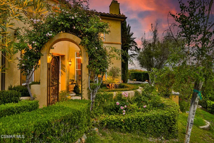aaGround Dusk-5