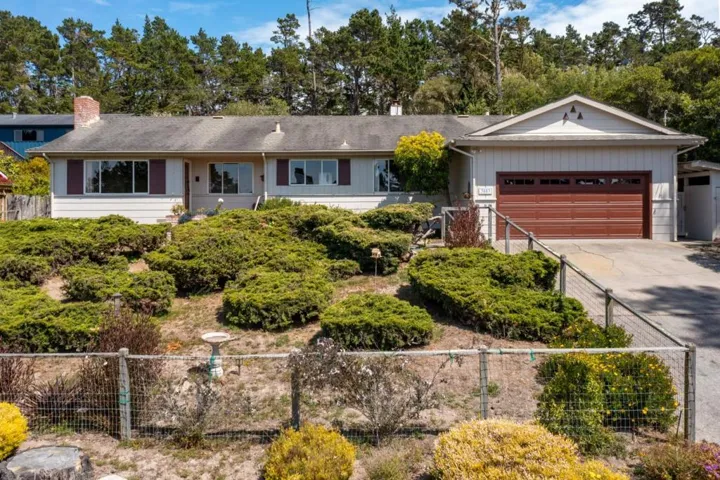 3053 Strawberry Hill Road, Pebble Beach, California 93953