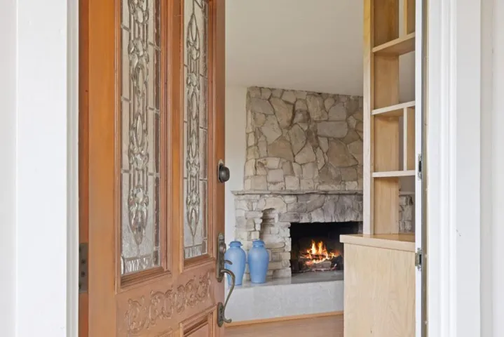 3053 Strawberry Hill Road, Pebble Beach, California 93953