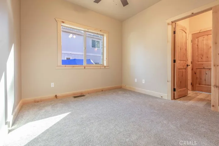 154 Mountain Lake Road, Big Bear Lake, California 92315