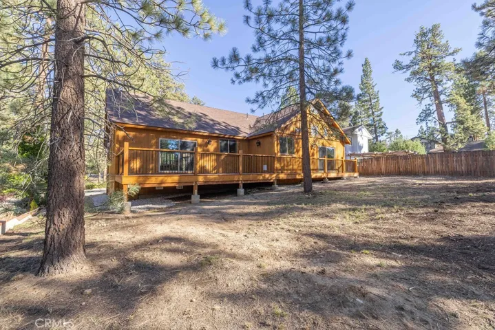 154 Mountain Lake Road, Big Bear Lake, California 92315