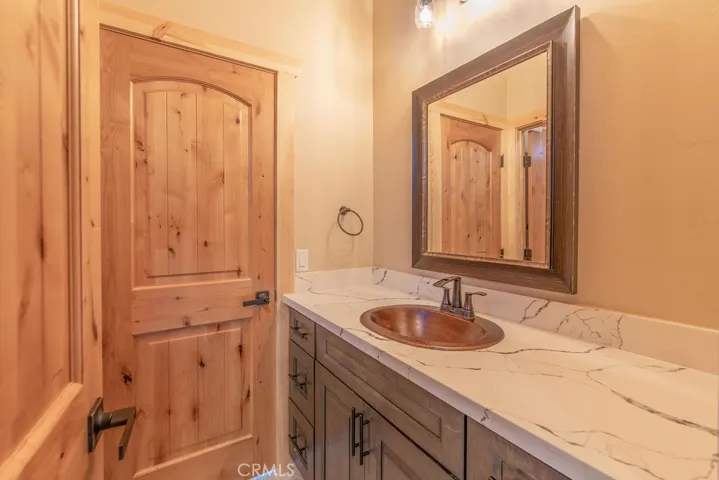 154 Mountain Lake Road, Big Bear Lake, California 92315