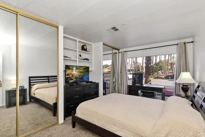 019_Bedroom