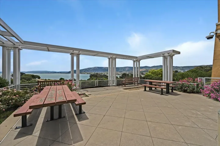 401 Crescent Court 4205, San Francisco, California 94134