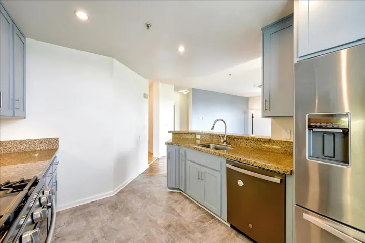 401 Crescent Court 4205, San Francisco, California 94134