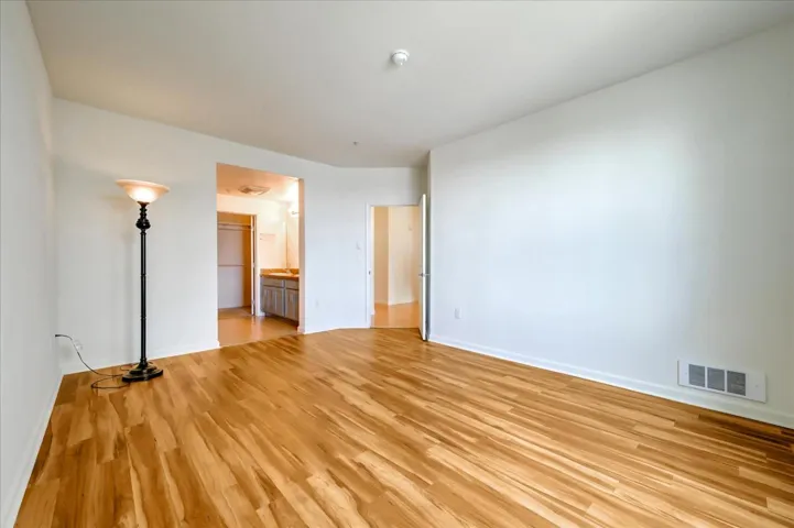 401 Crescent Court 4205, San Francisco, California 94134