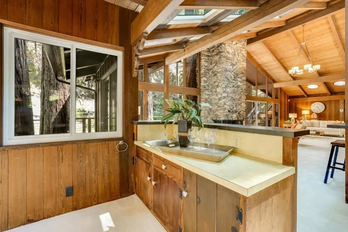 16580 Jamison Creek Road, Boulder Creek, California 95006