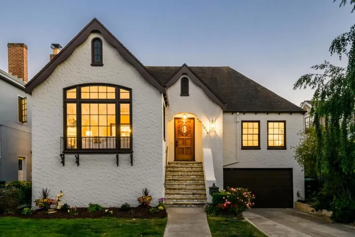 1015 Laguna Avenue, Burlingame, California 94010