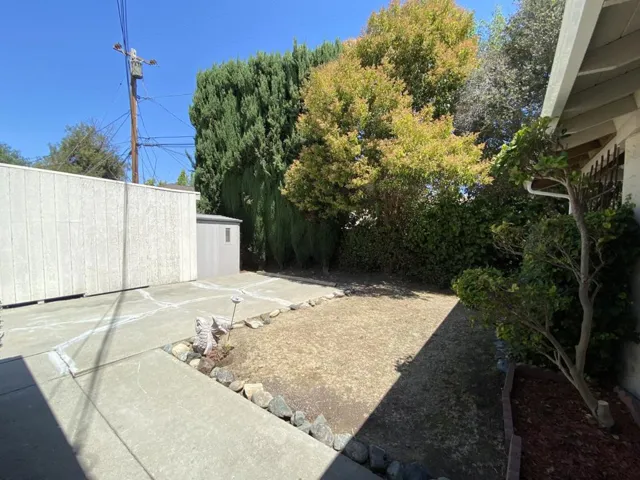 10380 Miller Avenue Unit 4, Cupertino, California 95014