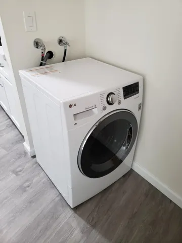 10380 Miller Avenue Unit 4, Cupertino, California 95014