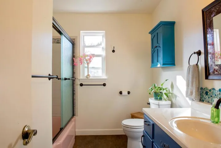 44 O’ Connor Circle, Salinas, California 93906