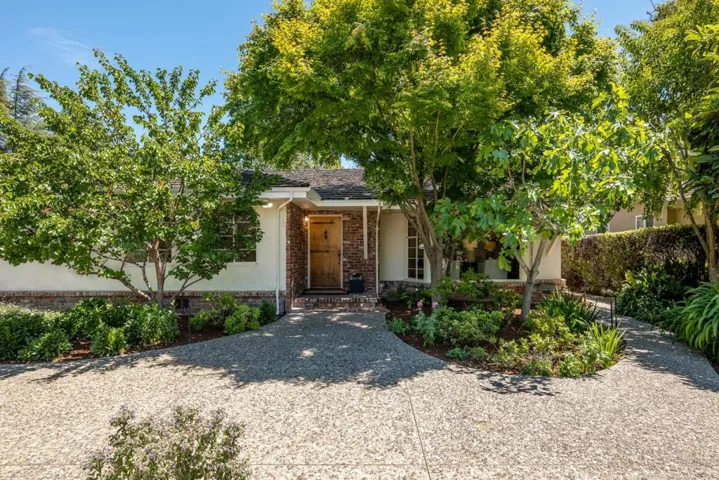 763 La Para Avenue, Palo Alto, California 94306