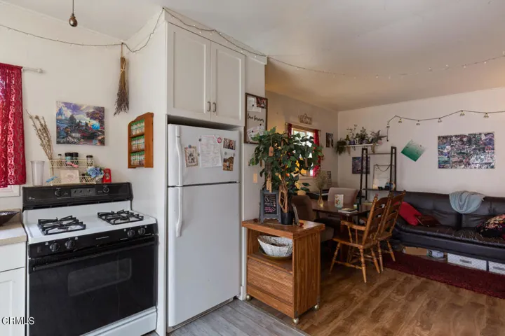 1901 Hanford Dr - Pierre Galant-19