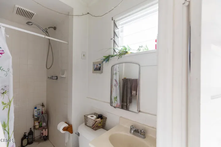 1901 Hanford Dr - Pierre Galant-16