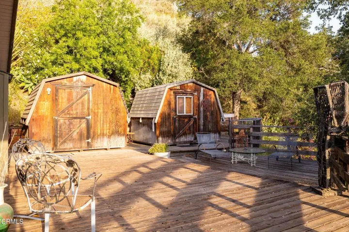 16-web-or-mls-UpmarketMedia-8242CC_Twi-1