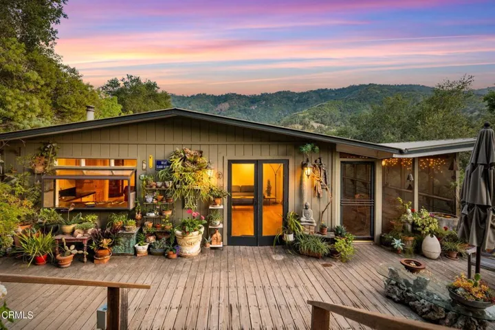 5-web-or-mls-UpmarketMedia-8242CC_Twi-7
