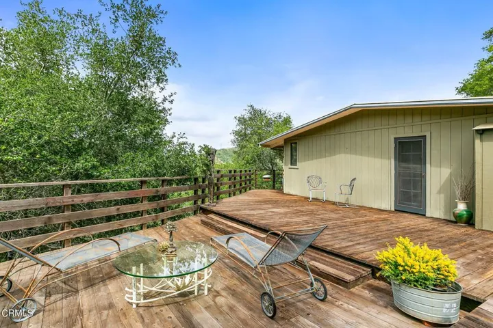 54-web-or-mls-UpmarketMedia_8242CC (29)