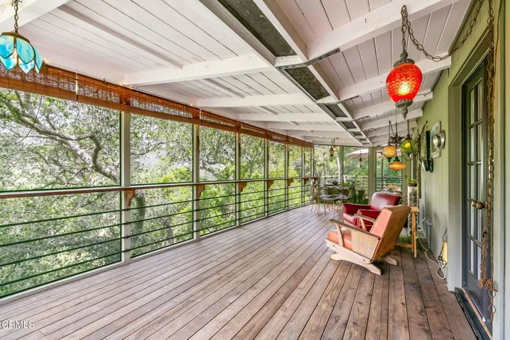 44-web-or-mls-UpmarketMedia_8242CC (20)