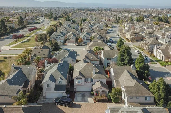 1958 Bradbury Street, Salinas, California 93906