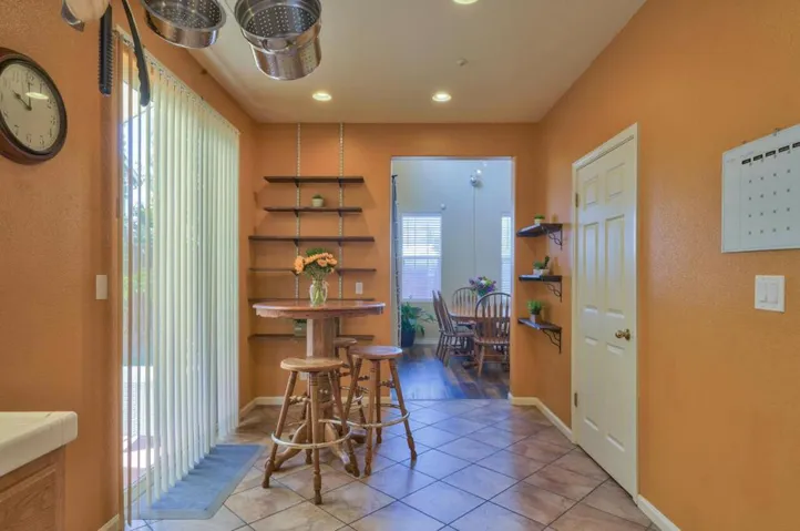 1958 Bradbury Street, Salinas, California 93906