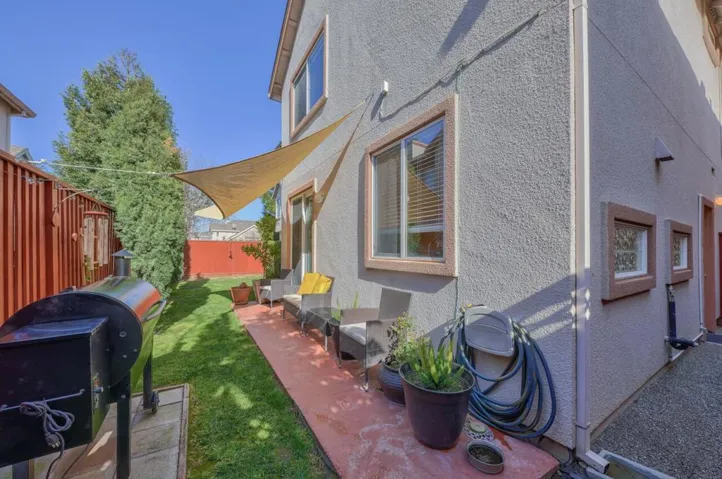 1958 Bradbury Street, Salinas, California 93906
