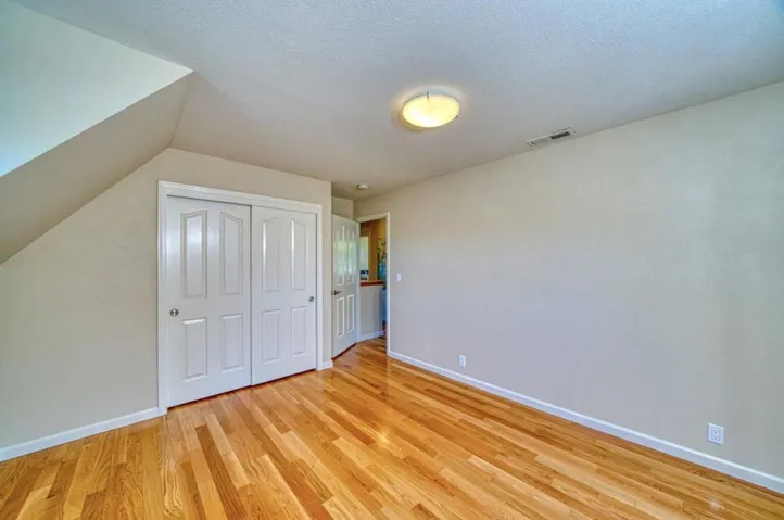 207 Harbor Drive, Santa Cruz, California 95062