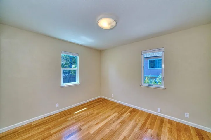207 Harbor Drive, Santa Cruz, California 95062