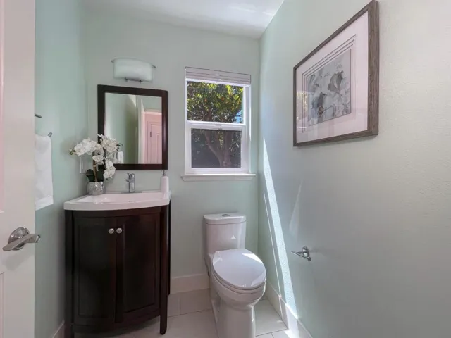 207 Harbor Drive, Santa Cruz, California 95062