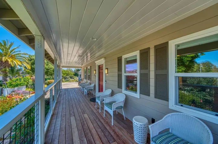 207 Harbor Drive, Santa Cruz, California 95062