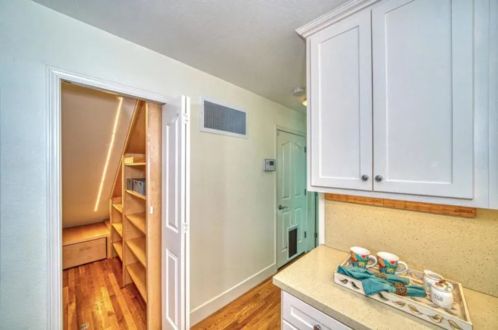 207 Harbor Drive, Santa Cruz, California 95062