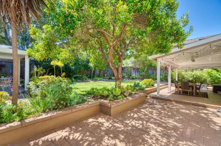 207 Harbor Drive, Santa Cruz, California 95062