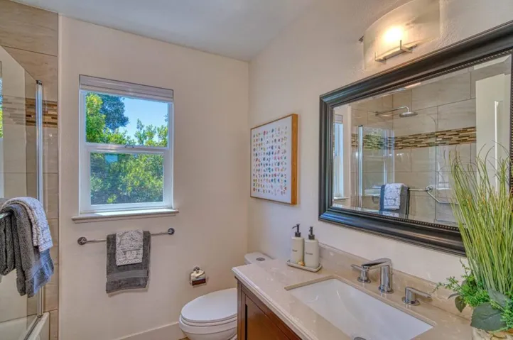 207 Harbor Drive, Santa Cruz, California 95062