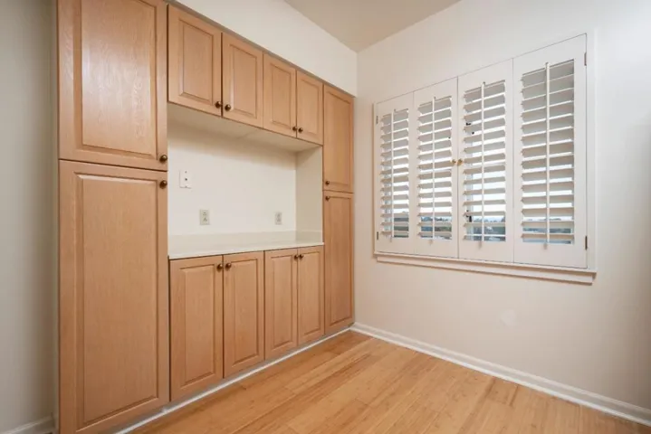 1 Baldwin Avenue 1017, San Mateo, California 94401