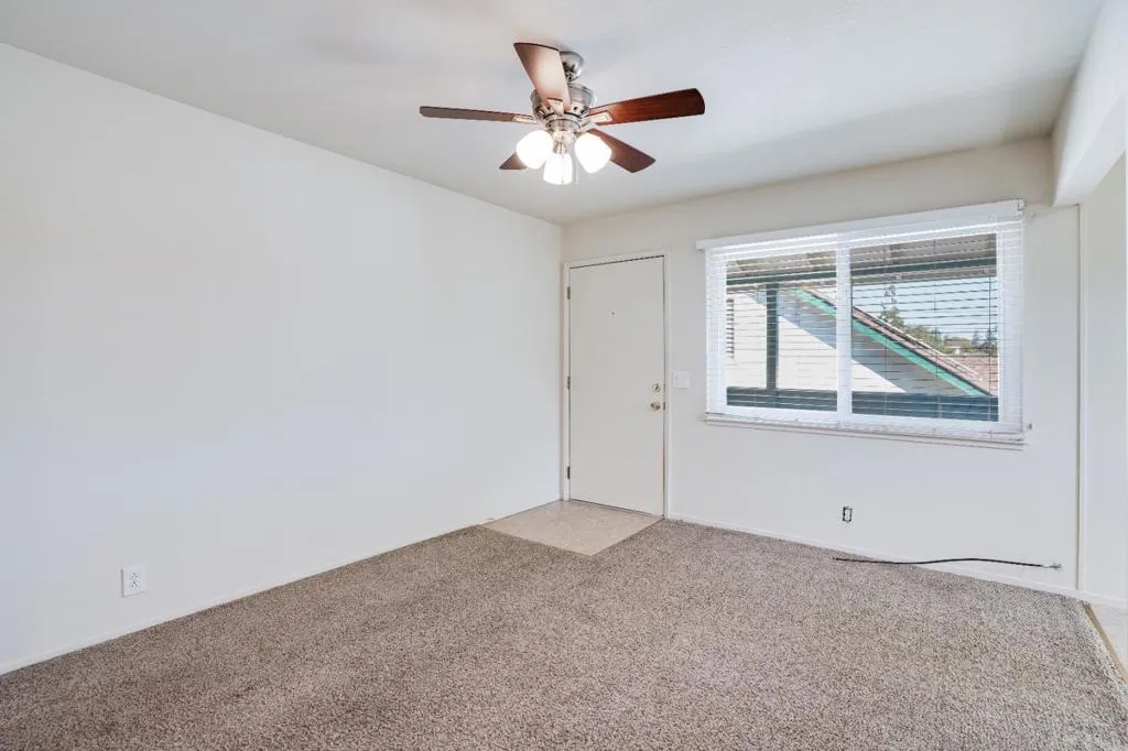 220 Madison Avenue, Redwood City, California 94061 home-pic-21