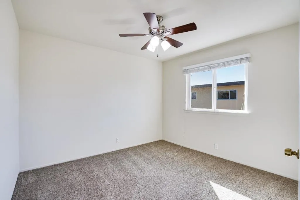 220 Madison Avenue, Redwood City, California 94061 home-pic-20
