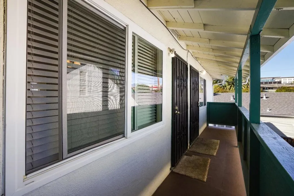 220 Madison Avenue, Redwood City, California 94061 home-pic-48