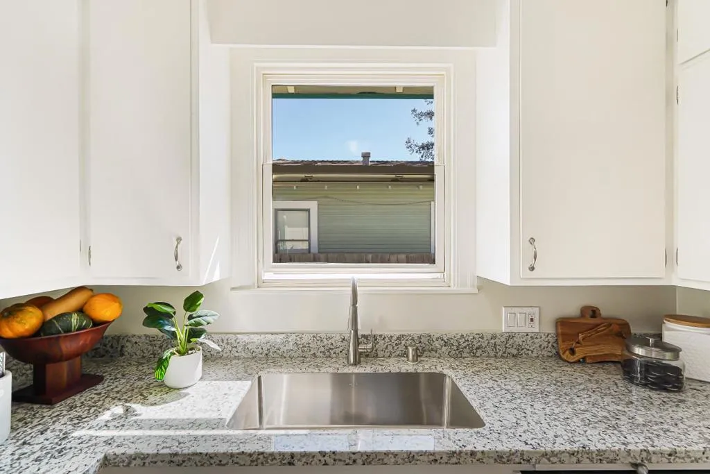 220 Madison Avenue, Redwood City, California 94061 home-pic-43
