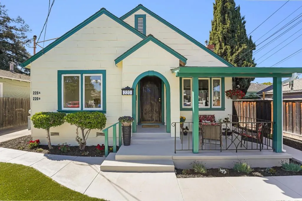 220 Madison Avenue, Redwood City, California 94061 home-pic-0