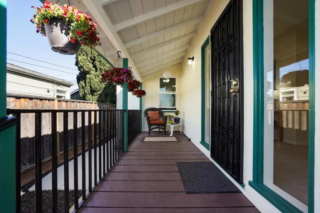 220 Madison Avenue, Redwood City, California 94061 home-pic-47