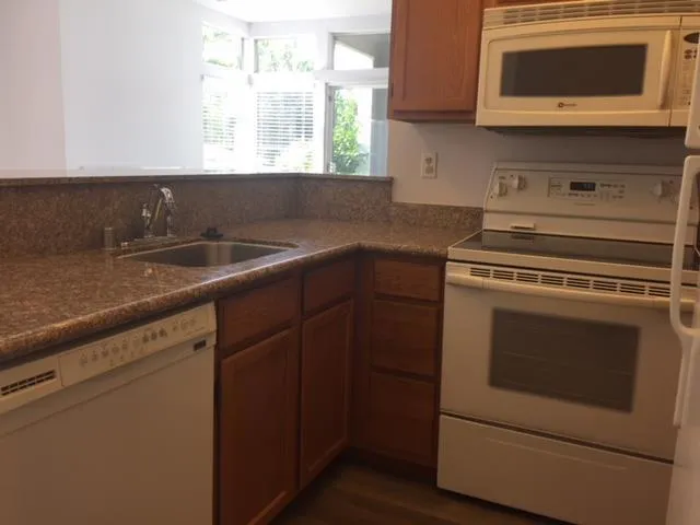 1677 Parkview Green Circle, San Jose, California 95131